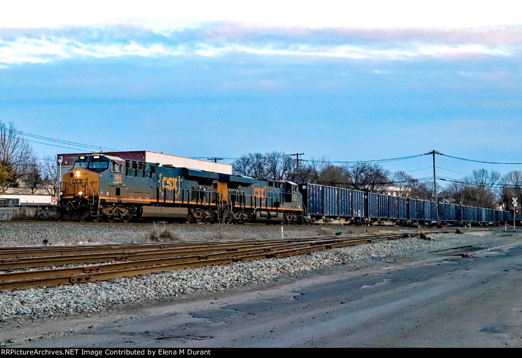 CSX 986 on Q-434